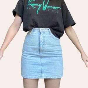 GUESS JEANS 80s high waisted mini skirt